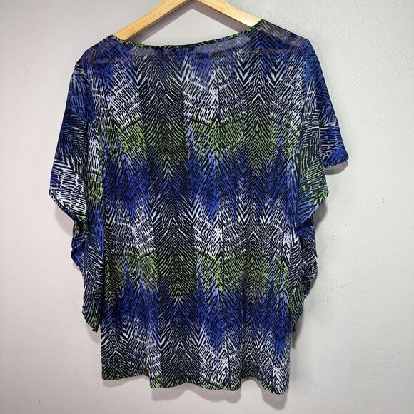 IZOD Top Women’s Size XL Blue/Green/Black Abstract Print Dolman Sleeve Blouse - Picture 2 of 5